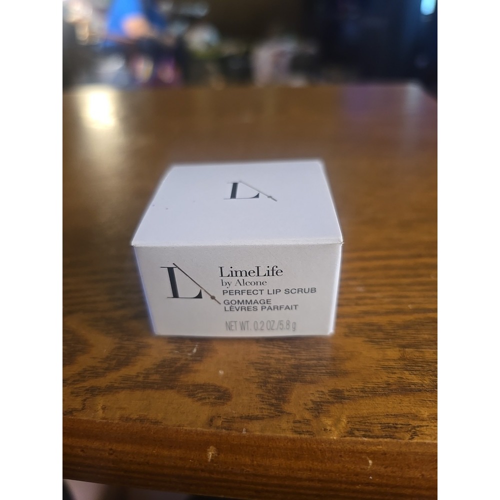 Perfect Lip Scrub By Limelife Alcone ‎ New In Box - RS 16-12
